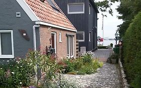 B&B It Lytshus